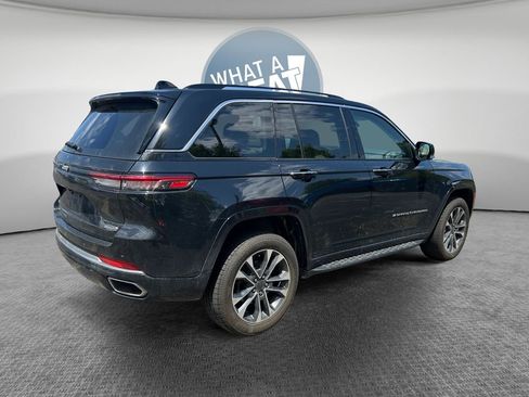 Certified 2023 Jeep Grand Cherokee Overland AWD/4WD image 3