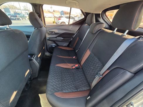 Used 2021 Nissan Kicks SR w/ Exterior Package image 15