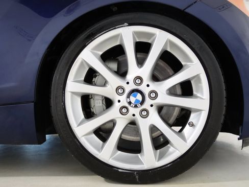 Used 2012 BMW 135i Convertible image 70
