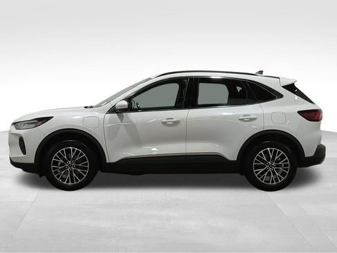Used 2026 Ford Escape SE FWD image 8