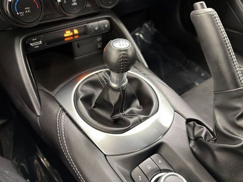 Certified 2025 MAZDA MX-5 Miata RF Club image 23