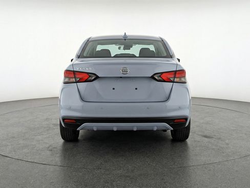 Used 2025 Nissan Versa SV FWD image 9