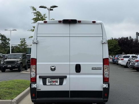 New 2026 RAM ProMaster 2500 w/ Advanced Safety Group FWD image 10
