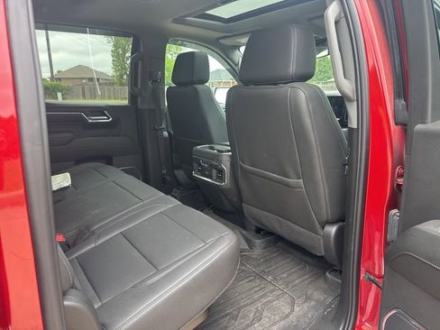 Used 2024 GMC Sierra 1500 SLT w/ SLT Premium Plus Package AWD/4WD image 10