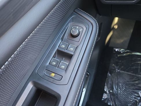 New 2026 Volkswagen Atlas Cross Sport SE image 10