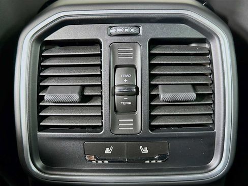 New 2026 Porsche Macan AWD/4WD image 26