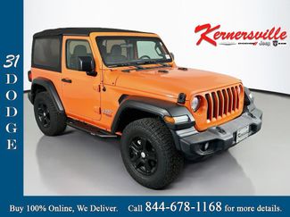 Used 2020 Jeep Wrangler Sport AWD/4WD video 1