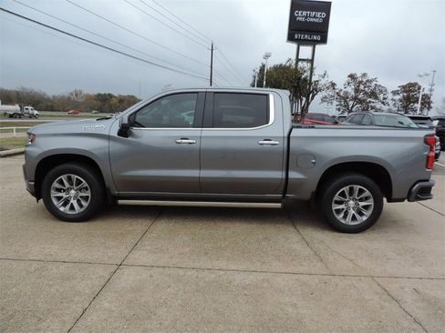 Used 2021 Chevrolet Silverado 1500 High Country w/ Safety Package II image 8