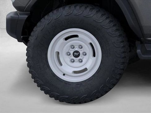 New 2025 Ford Bronco Heritage Edition image 21