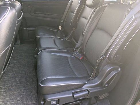 Used 2023 Honda Odyssey Elite image 19
