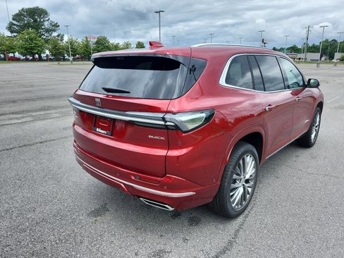 New 2025 Buick Enclave Avenir w/ Super Cruise Package image 3