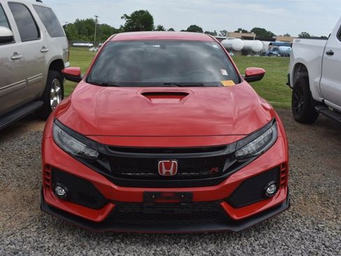 Used 2018 Honda Civic Type R image 2
