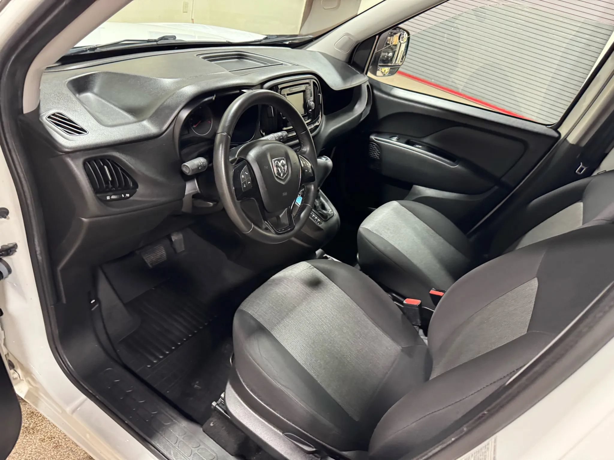 Used 2019 RAM ProMaster City Tradesman SLT FWD image 36