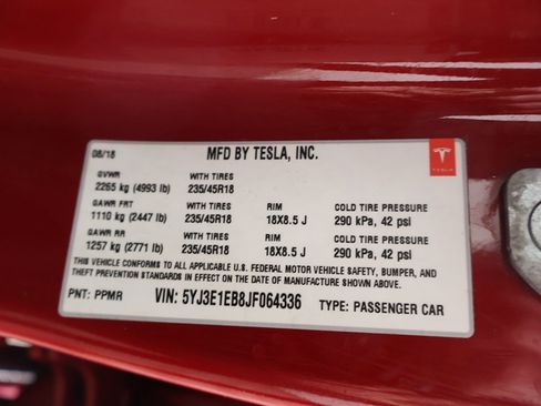 Used 2018 Tesla Model 3 Long Range image 52