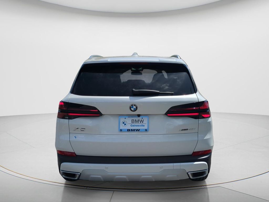 Certified 2026 BMW X5 xDrive40i w/ Climate Comfort Package AWD/4WD image 6