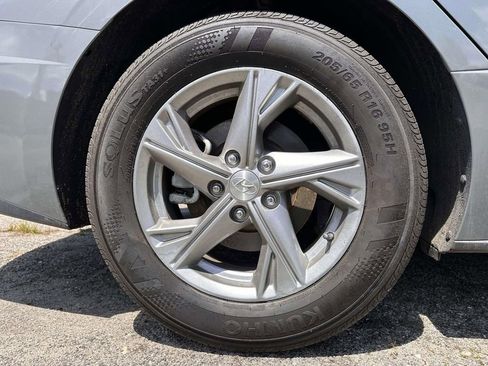 Used 2023 Hyundai Sonata SE FWD image 6