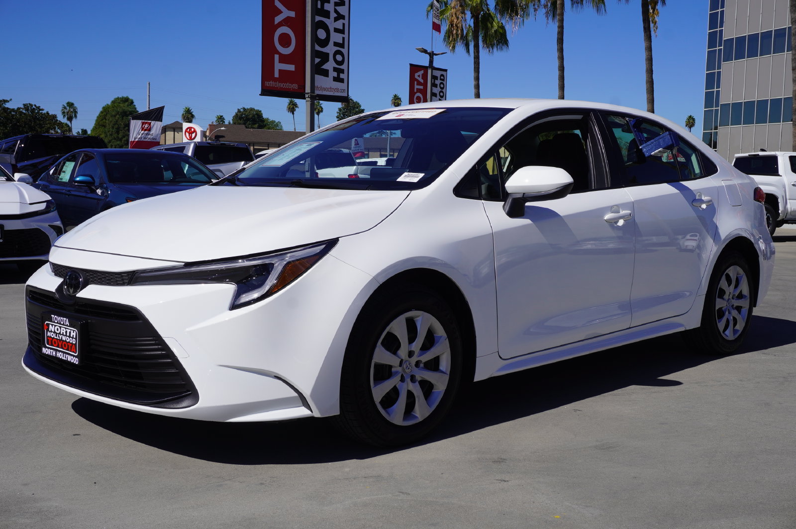 Certified 2026 Toyota Corolla LE FWD image 4