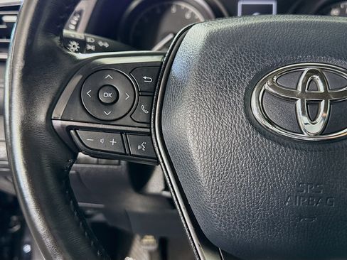 Used 2023 Toyota Camry SE FWD image 14