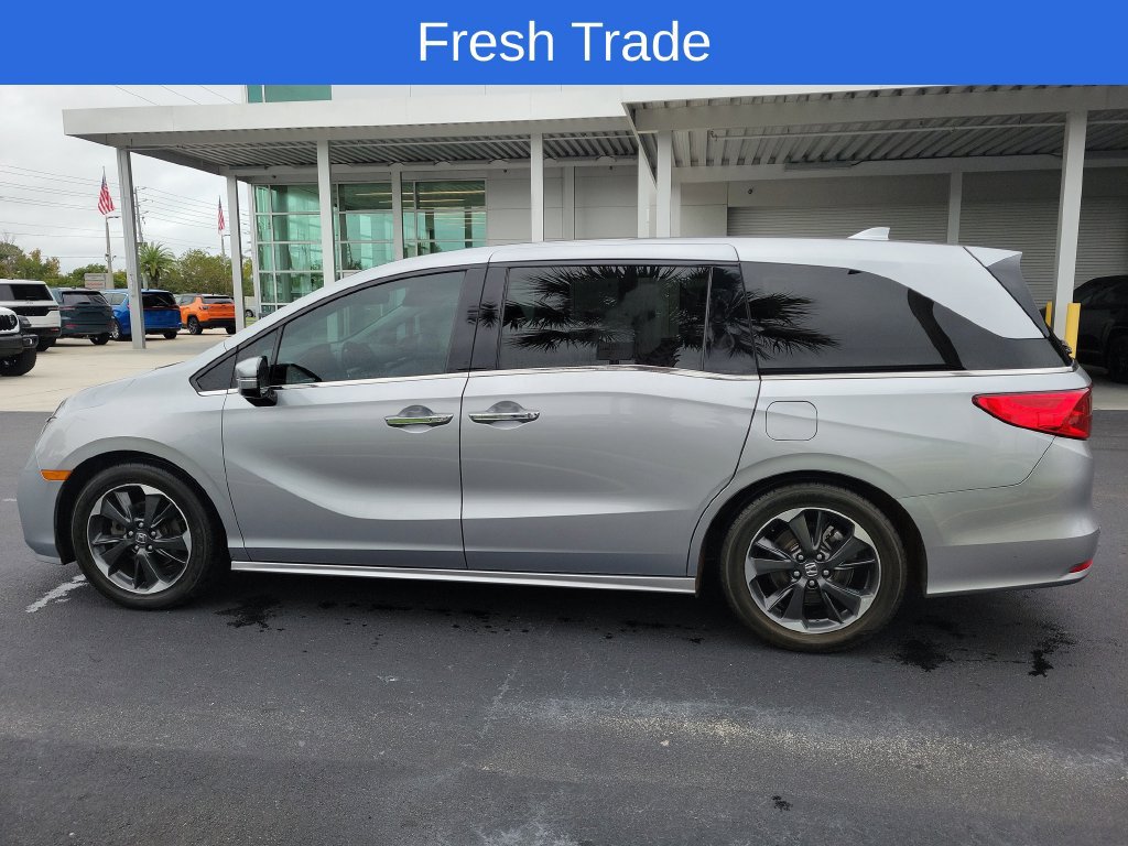Used 2022 Honda Odyssey Elite image 4