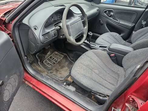 Used 2000 Chevrolet Cavalier Sedan image 11