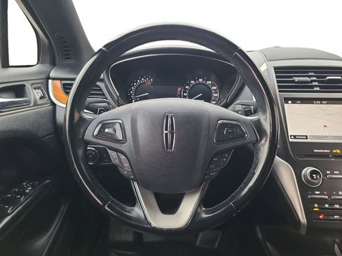Used 2018 Lincoln MKC Select w/ Select Plus Package FWD image 12