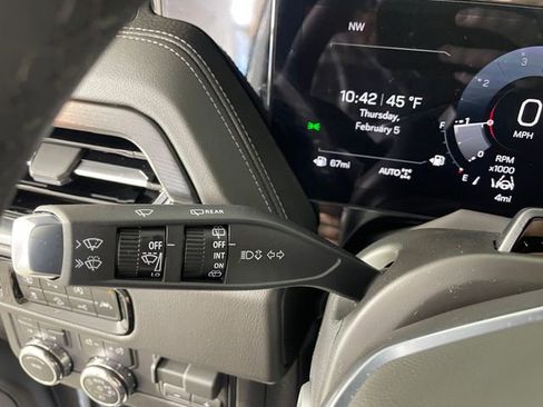 New 2026 GMC Yukon XL Denali w/ Advanced Technology Package image 10