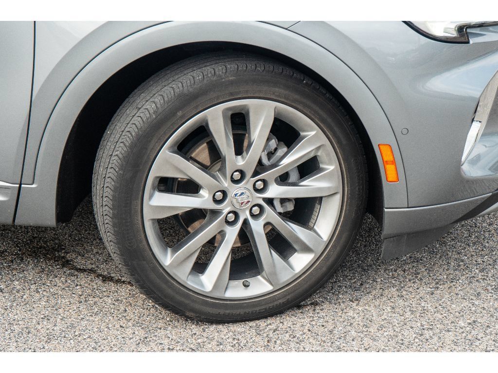 Used 2023 Buick Envision Avenir AWD/4WD image 37