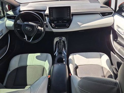 Used 2022 Toyota Corolla XSE FWD image 10