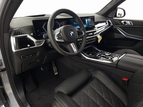 Used 2026 BMW X7 xDrive40i w/ Executive Package AWD/4WD image 11