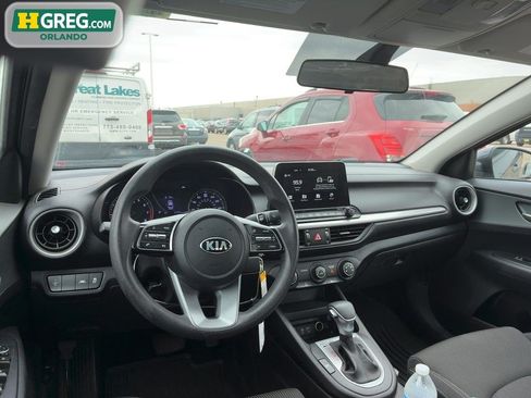 Used 2021 Kia Forte LXS FWD image 11