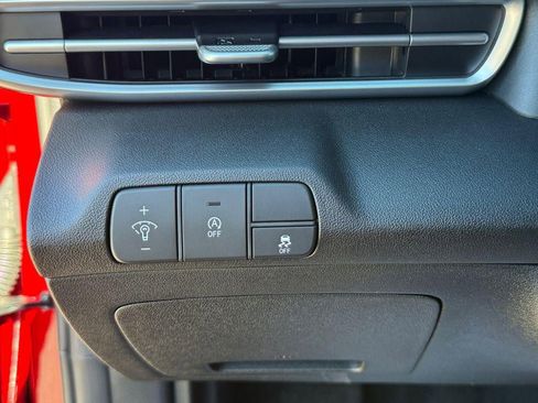 New 2026 Hyundai Elantra SE image 32