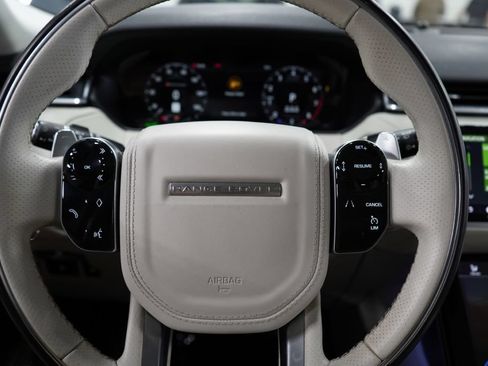 Used 2019 Land Rover Range Rover Velar R-Dynamic SE AWD/4WD image 18