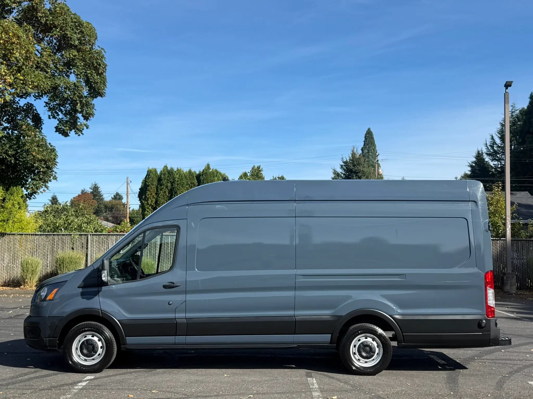 Used 2020 Ford Transit 250 148 High Roof Extended RWD image 2