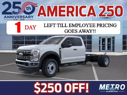 New 2026 Ford F550 4x4 Supercab Super Duty image 2