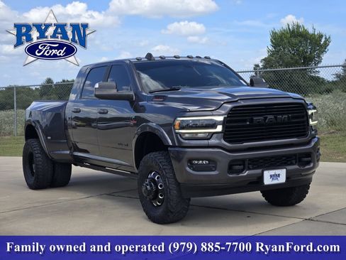 Used 2022 RAM 3500 Laramie AWD/4WD image 2
