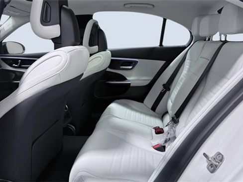 New 2026 Mercedes-Benz C 300 4MATIC Sedan image 7