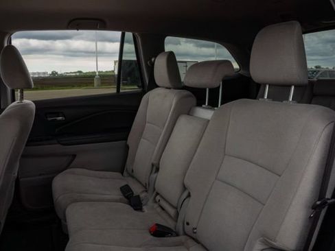 Used 2020 Honda Pilot EX image 15