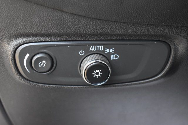 Certified 2022 Chevrolet Equinox LS w/ Driver Confidence II Package AWD/4WD image 21