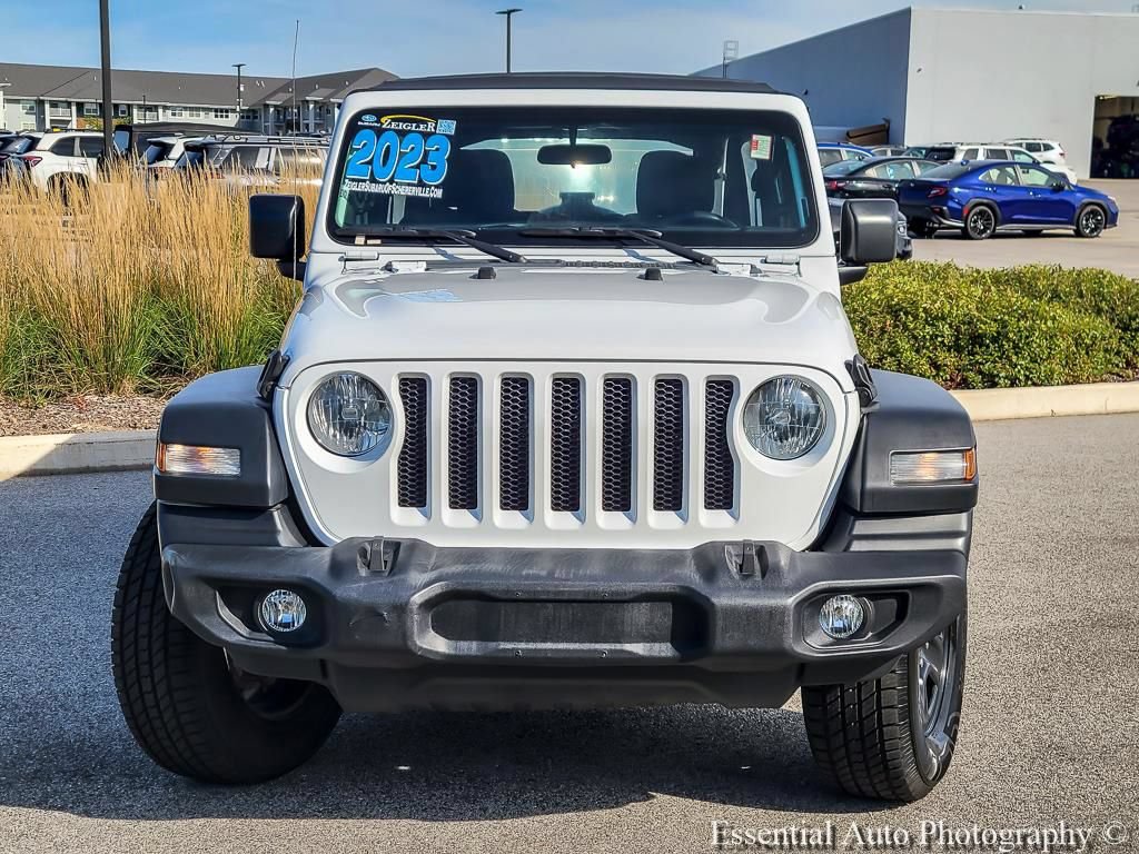 Used 2023 Jeep Wrangler Unlimited Sport AWD/4WD image 4