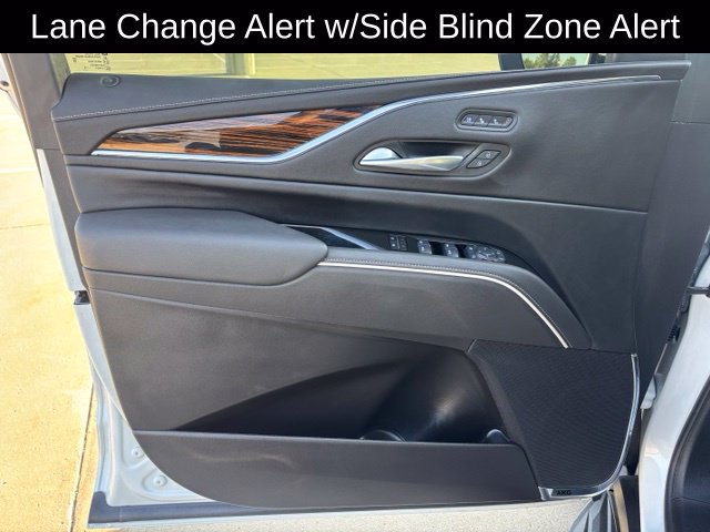 Certified 2024 Cadillac Escalade ESV Premium Luxury w/ Performance Package AWD/4WD image 20