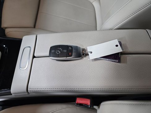 Used 2020 Mercedes-Benz A 220 A 220 image 32