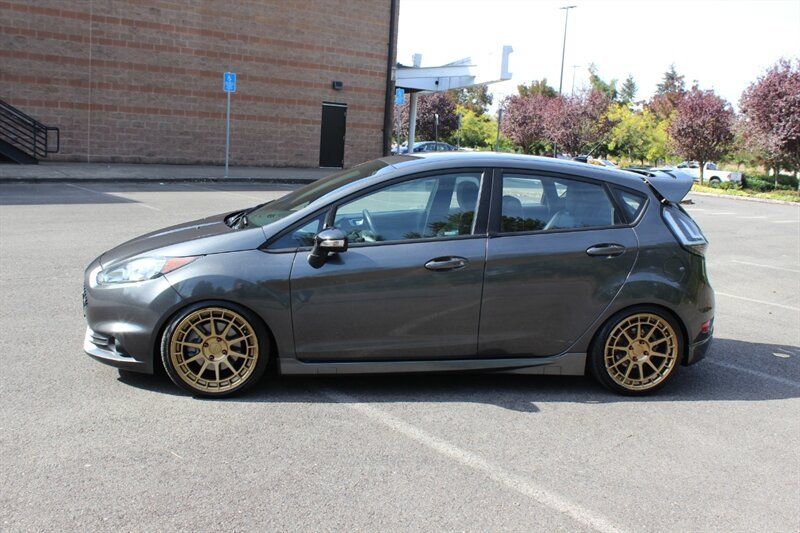 Used 2018 Ford Fiesta ST FWD image 7
