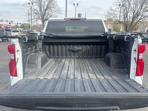 Used 2021 Chevrolet Silverado 1500 RST image 16