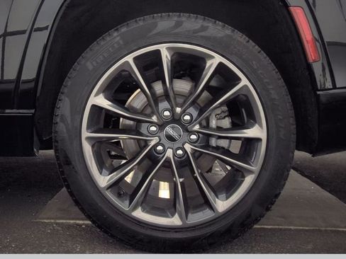 Used 2024 Jeep Grand Wagoneer Series II w/ Quick Order Packagew 28T image 24