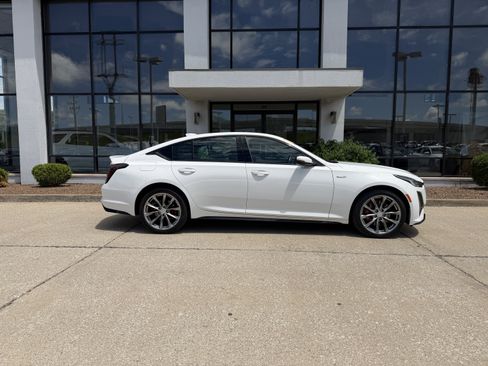 Used 2020 Cadillac CT5 V w/ Cold Weather Package AWD/4WD image 3
