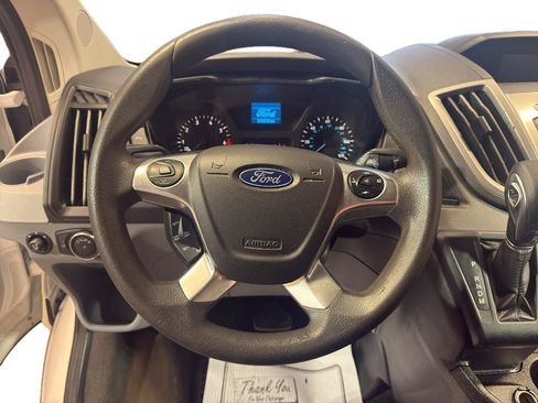 Used 2018 Ford Transit 350 XLT RWD image 17