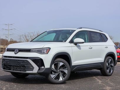 New 2025 Volkswagen Taos SE