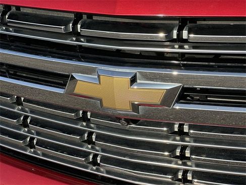 Used 2023 Chevrolet Tahoe Premier w/ Premium Package image 31