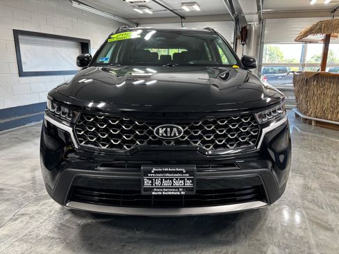 Used 2021 Kia Sorento S image 3