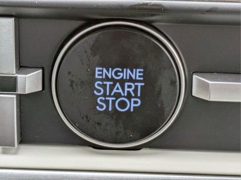 Used 2025 Hyundai Santa Fe Calligraphy FWD image 29